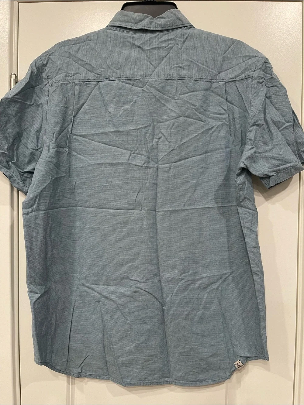 Vans Men’s Short-Sleeve Button-Down Shirt in Dusty Blue